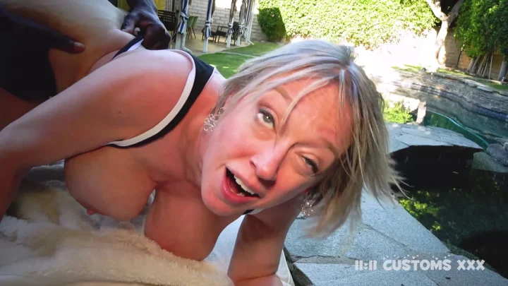 Mannie Coco – Backyard Bbc Backdoor Creaming