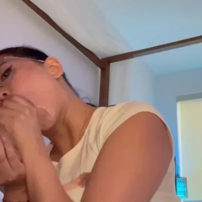Yahaira Yumi – Blowjob
