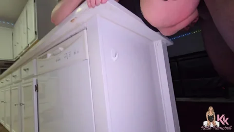 Katie Kampbell – MILF Gets Her Pipes Cleaned By BBC Plumber