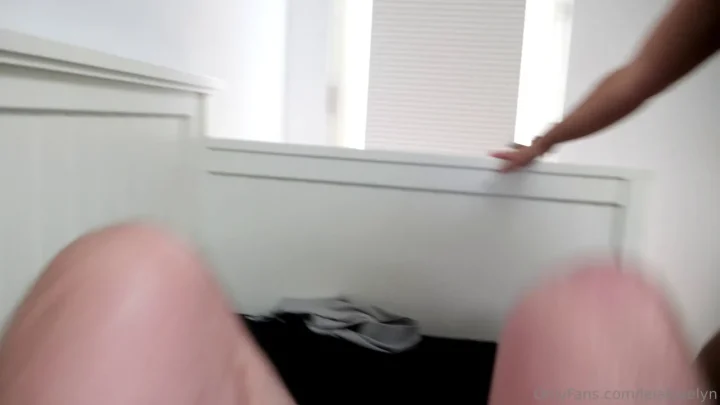 Leia Lovelyn – Ich teile mein Zimmer mit meinem Stiefbruder