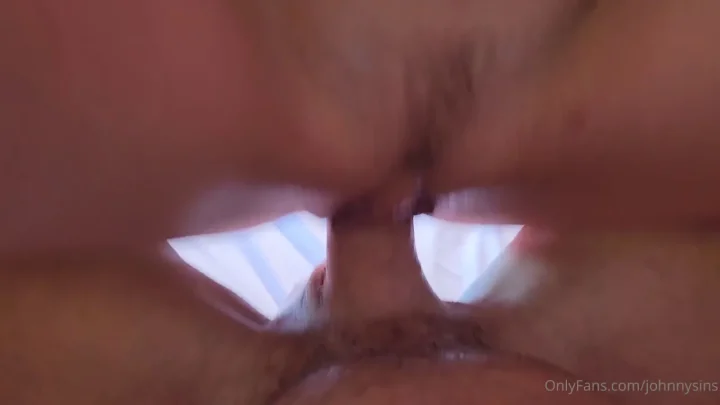 Mia Stone – Rothaarige fickt Johnny Sins