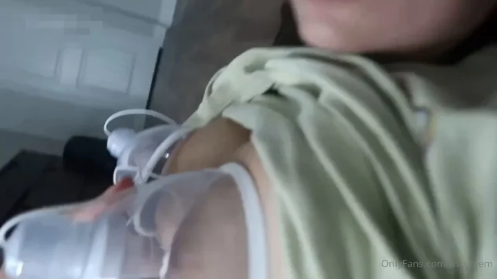 Mati Matildem – Breast Pump Play & Fuck