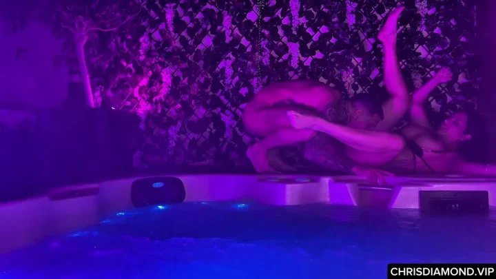 Sara Retali – Sex In The Jacuzzi With The Slut