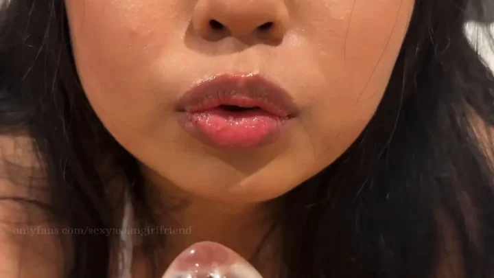 Luna Mills – Sexy Asian Girlfriend Dildo Fucking